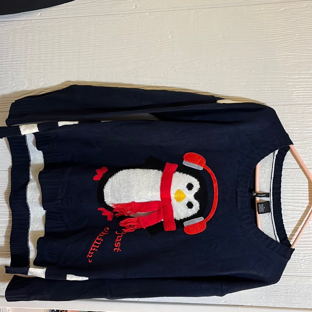 Christmas sweater penguin